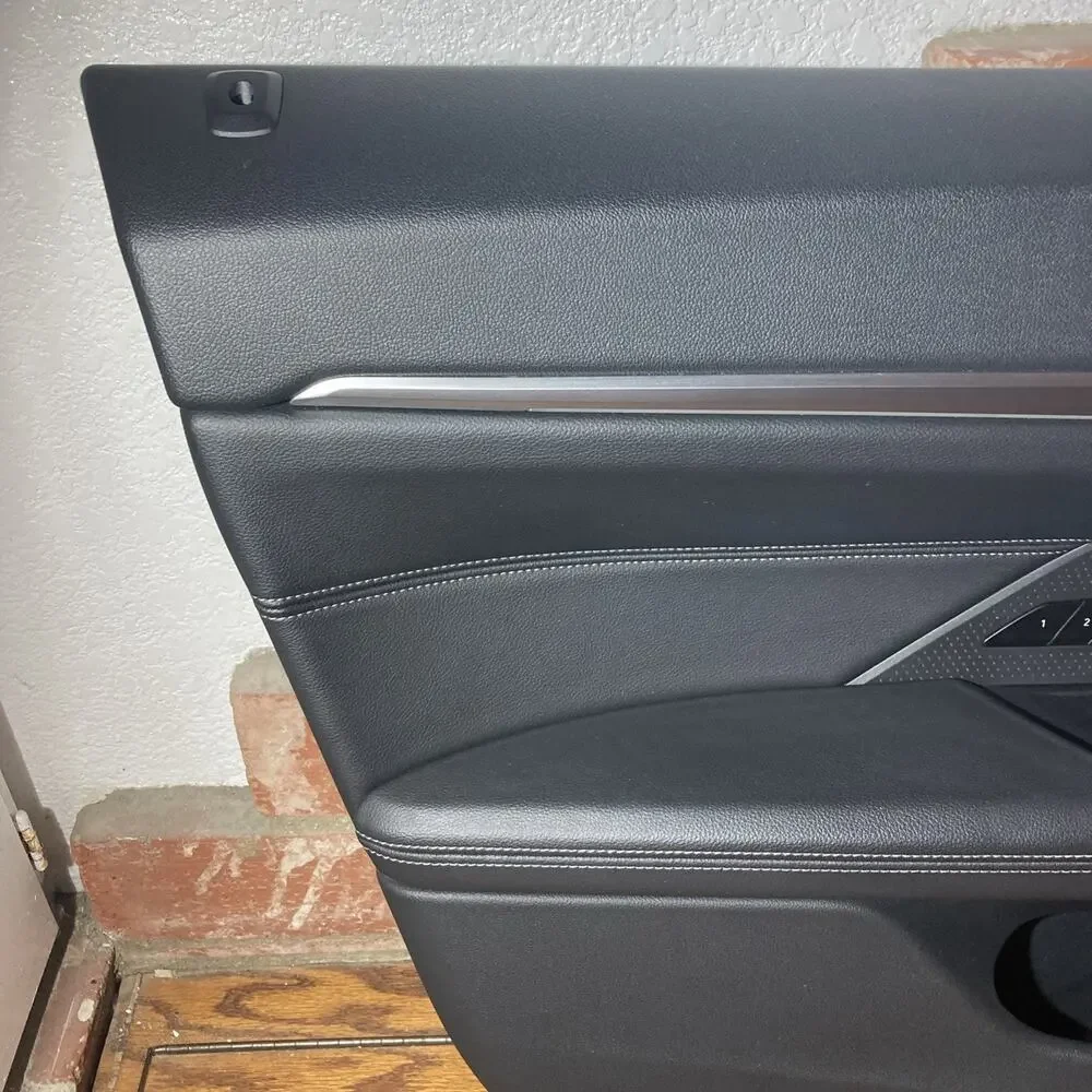 BMW I4 DOOR PANEL LEFT FRONT 2023 OEM